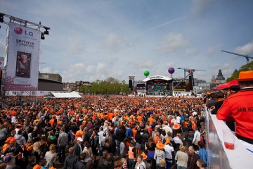 Overzicht vanaf VIP - Radio 538 - Koninginnedag 2010 - Museumplein, Amsterdam